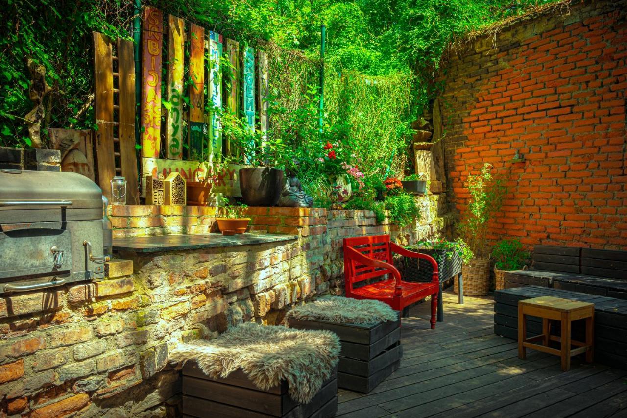 Hostel Elf Прага Екстериор снимка